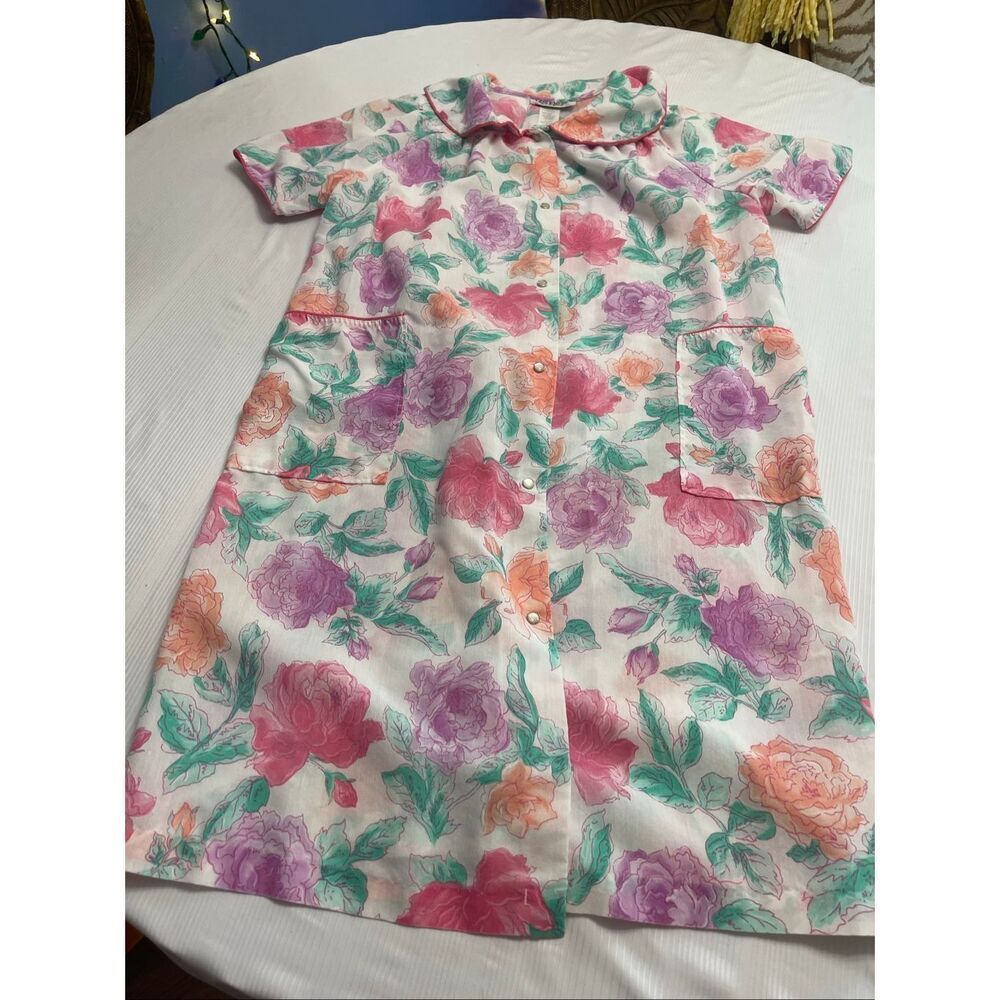 Vandemere Floral Pearl Snap Button 70s 80s Vintage Front Robe Size Medium